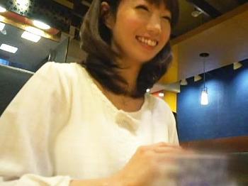 【人妻ナンパ】「生挿入して中出し？らめぇ///」史上トップランクのエッチ過ぎる桃尻！素人ナンパ最高でしょｗ【神エロ動画】