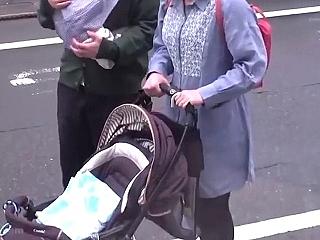 〖熟女ﾅﾝﾊﾟ〗産後のアソコに、夫以外のイチモツが挿入されて大絶叫　エッチなママでごめんなさいね