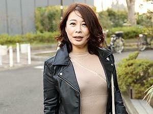 【豊満熟女ナンパ】おばさんマニアが一斉にシコり始めるおばボディ！！巨乳デカ尻ブヨ腹すべてがエロすぎる人妻の本気セックス