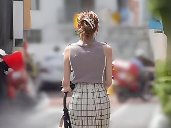 【人妻レイプ】公園で発見した乳張りママさんの自宅に押し掛け強姦！産後処女で敏感ボディでイキまくりなエロ美人お母さん