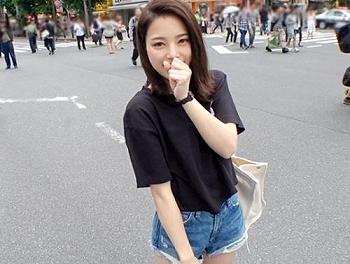 箱の中身はなあ～に？（生チンポ）秋葉原でナンパした「なつかちゃん 19歳」がエッチなゲームに挑戦！