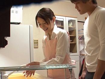 （熟女レイプ）「そんなサービス…やってない…あっあ」人妻家政婦のむちむち巨尻に性衝動～セクハラ痴漢で強姦同然の即ハメ姦
