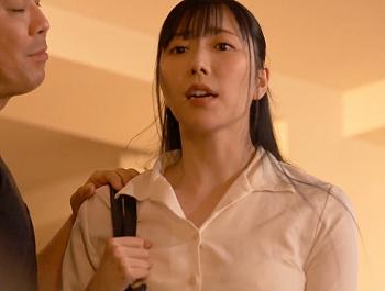 私の生徒返して…親の借金で弄ばれる教え子の身代わりになった巨乳おっぱいの女教師が軟禁拘束～輪姦レイプの性被害でドMが覚醒