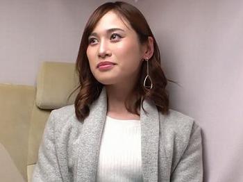 清楚美人なのにエロTバック美尻な美女奥さんが車内で責められ快楽堕ち⁉ホテル連れ込み精子中出しする不倫セックス【人妻ナンパ