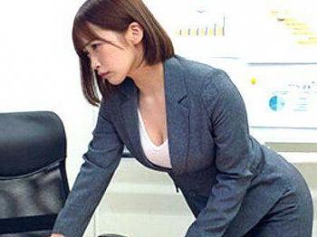 ＜行き遅れの先輩！＞「欲しいの&hellip;！」結婚遅れてるデカ尻女上司！挑発にガマンデキナイでやっちゃうぞ！！