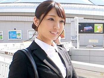 【パンスト破り×素人】モデル並の脚長長身のぐうシコ美人がえちえちSEX！痴女りパンスト破りずらしハメ腰振り騎乗位！