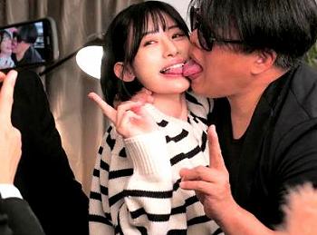 ＜宮島めい！＞「ピース&hellip;♡！」田舎から上京した無垢な激カワ美少女のお姉ちゃん！妹に売られて売春地獄の虜に！！！