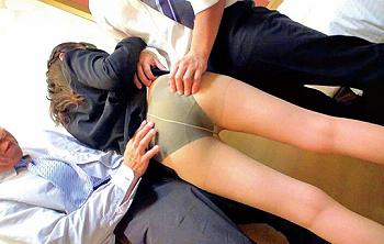 最高級秘書に脂ぎったオヤジ達が群がり喰い散らかされてザーメン肉便器化