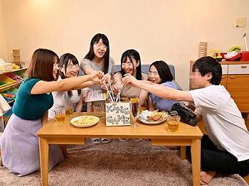 【人妻ハーレム】子供を送った帰りにママ友が集まって王様ゲームｗ童貞チンポを奪い合いながら乱交中出しハーレムSEX