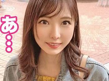 【エロカワ&times;素人】ハメ潮イキ潮セックスしてモデル級スレンダーボディのかわいい美人がエロエロ！