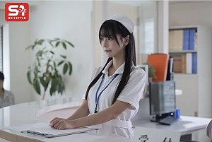 浅野こころ 気弱なめちゃカワ新人ナースは頼めばどんなお願いも聞いちゃうこっそりエッチするお下品な入院生活SEX〜