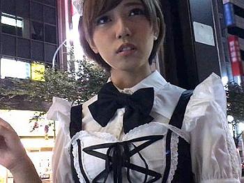 『ニホン、ダイスキ♥』オタクの聖地で見つけた日本に観光にやって来たフランス人美少女をナンパしてドスケベボディを弄ぶ！
