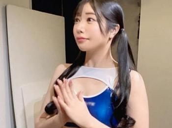 中出し＆潮吹き！エロ動画を投稿している「かれんちゃん 26歳 コスプレイヤー」に撮影会を依頼！