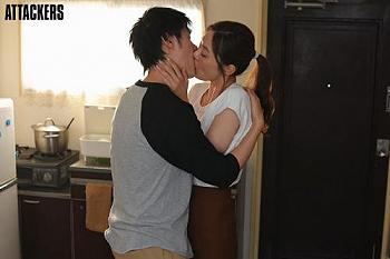 【人妻×不倫】なんにもないド田舎に転勤になってしまった人妻上司と男性社員が必然的に不倫関係になる