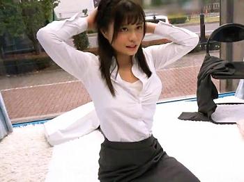 【MM号】セクハラ面接を受け入れるロリ美少女！内定がほしくててゴム無し中出しに応じた最高級エロギャルｗ【素人ナンパ動画】