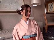 ガチ着物姿で極道の妻たちみたいなセクシーさがエロい！人妻不倫奥さんのみだれ髪！