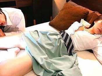 ＜伊藤舞雪！＞「助けて&hellip;ｲﾔ&hellip;！」スタイル抜群巨乳おっぱいのOL！相部屋でチェリー君にNTR持ち込まれた！！