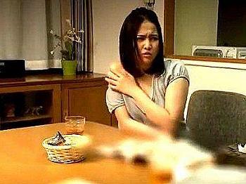 ＜超絶倫少年！＞「だめなの&hellip;」義姉を犯すマジキチ絶倫少年！無理矢理ヤリまくりになるぞ(アダルト動画)