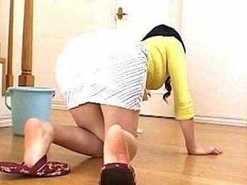 ＜ママ！＞ケツ・・・やべ～だろ！巨乳ボイン人妻熟女義理のママ！旦那の連れ子2人とわっしょい、わっしょい！！