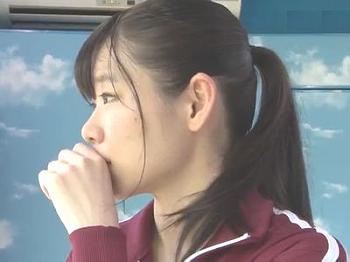 SOD入社予定のSOD女子社員が撮影現場見学⁉ミラー号でなし崩しエロセックスされてしまう清楚で可愛い黒髪美少女お姉さん‼