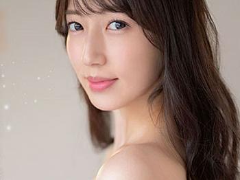 【衝撃デビュー】美しすぎる起業家がAV解禁！結婚願望強めの美女が神ボディをさらけ出し、大人の色気で誘惑♥ ビジネスウーマ