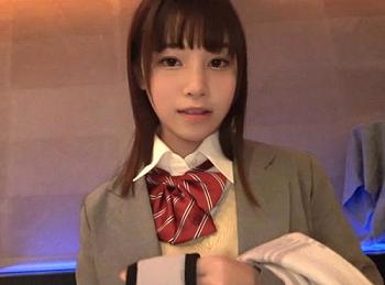 制服美少女とハメ撮り！身長153cmと小柄で可愛い「いちかちゃん」がオジサンとエッチ！