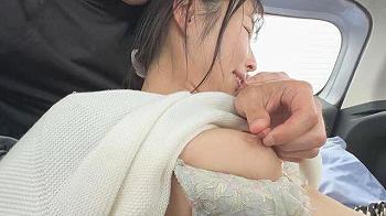 【玉井晴香】敏感若ママの非日常火遊び…カーセックス玩具イカセJ〇コスで激イキ連発の禁断体験！