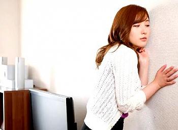 ＜北野未奈！＞「興奮しちゃう&hellip;」壁が薄い社宅で絶倫上司奥さんが暴走！禁断ファック興奮シチャウゾ(アダルト動画)