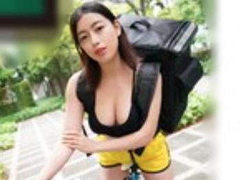 ［胸チラ誘惑/ウー〇ーデリ姫］もっとオッパイで挟ませて。ハリ抜群の美巨乳嬢がセクシー下着で逆レイプ、エロ動画wwwwww