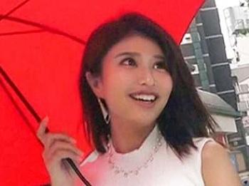 【イラマチオ&times;素人】企画ナンパされたGカップのレベチ美人妻がエロハメ！潮吹きおしっこ連続プレー！ずらしハメっくす！