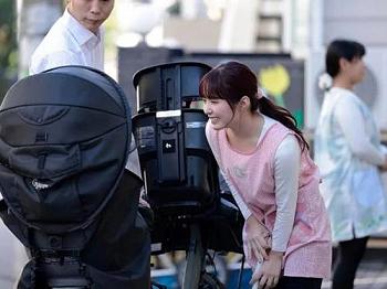 【NTR】スレンダー美人で可愛い息子の保育士の担任先生と肉体関係に&hellip;妻子が留守にする家に通い詰めるお姉さんと不倫セックス