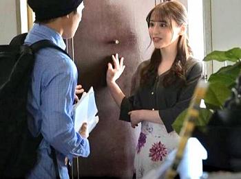 【人妻×痴女】『学校サボって、私と一緒にいようよ…』隣人の淫らな誘惑…妖艶な雰囲気の奥さんから耳元で淫語囁くドS痴女責め