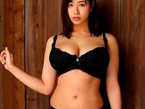 「…次は中はダメだからね？」「おばさん！ううっ！」何発中出しすれば気が済むんだｗｗ豊満叔母のアソコからはマン屁がブリブリ
