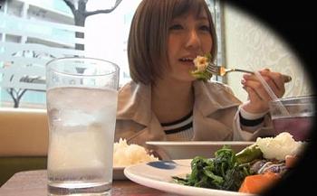 東京都世田谷区のカフェで見つけた言いなりGカップ巨乳ヤリマンｗ