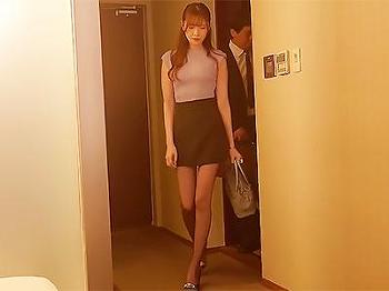 〔寝取られ×相部屋〕豊満なバストを持つ美女が隣で寝取られ子宮深くに熱い欲望を注がれて悶絶する瞬間！
