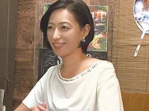 おばさん酔わせてどうするの…小綺麗にしている専業主婦が1人で居酒屋に！？ワケアリ美熟女はうっかりお持ち帰りされて…