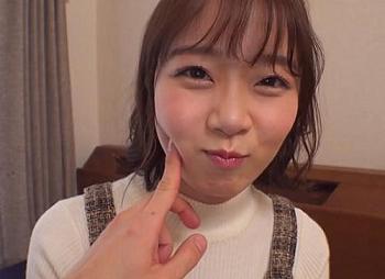 ［女子大生×キス］甘い吐息が次第に大きくなり欲望が最高潮に達っし熱くなっちゃったお嬢さん