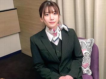 ☆筆おろし☆現役のスレンダー清楚なCAが&rdquo;素人ナンパ&rdquo;で羞恥な童貞エロ企画に挑戦！騎乗位素股で大量潮吹き&hellip;連続中出し！