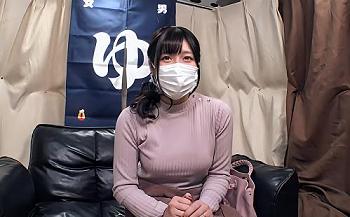 【人妻ナンパ】スタイル抜群で顔はロリ童顔フェイス！お色気ムンムンな色白巨乳パイパン素人妻！