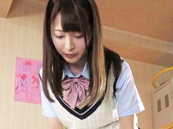 ≪エロカワＪＤ≫『いきなりえっちな事はだめ！』弄られるとびちゃびちゃに聖水まで零すほど感じてくれてました❤