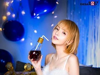 禁断の秘薬で感覚が鋭敏になり、体液が溢れ出す濃厚な情事！快感の渦に巻き込まれ、白目を剥きつつ痙攣し、絶頂の極みに達する官