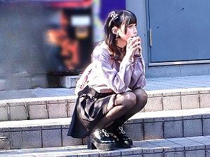 【素人】「ヤバい！イッちゃいそう！」地雷系女子！Fカップおっぱいのコンカフェ嬢がお金欲しさにセックス！