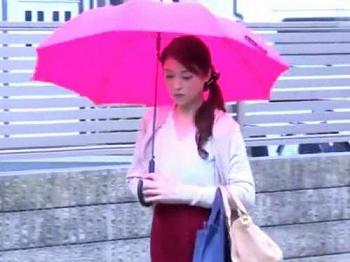 熟女が不良に犯される『警察呼ぶわよ！』最初は怒っていたが激イキ！息子に顔向けできないほど淫らに喘ぎちらしてしまう淫乱女！