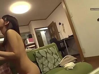 【ドキュメント】筋肉質な肉体がもたらす驚きのガチエロファックで悶えまくりマンコフルボッコなんだがｗｗｗ