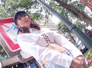 【素人ナンパ】彼氏にすっぽかされたギャル引っ掛けてホテルへ連れ込み膣内射精SEXで精子ザーメンたっぷり注ぎ込む！