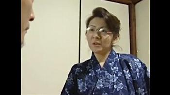 娘が逝って早一年。ああお婿さん。私たちそろそろ男と女の関係になってもいいんじゃないかしら！イってもいいんじゃないかしらー