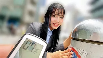【素人羞恥企画】巨乳のエロいOLさんがリモコンバイブを装着しながら白昼堂々お散歩！