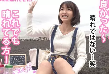 【素人女子すみれ】清純なショートヘアーの美少女ナンパでエロすぎる太ももにハァハァフル勃起中。