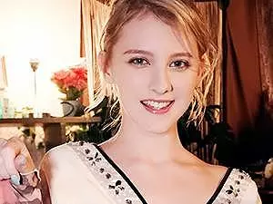 【メロディー・雛・マークス】透き通るような白い肌にハリのあるカラダ美女がピンサロでご奉仕！！