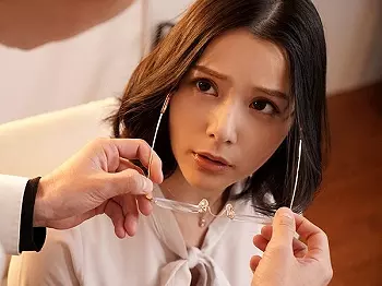 地味で清楚な先生を脅迫しやりたい放題の淫乱調教セックス！性奴隷化した美人女教師を学校で言いなりペットに調教&hellip;口内射精